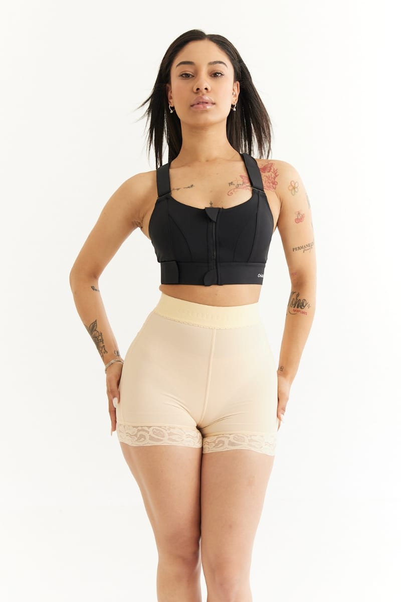 Faja short moldeadora cintura alta levanta cola