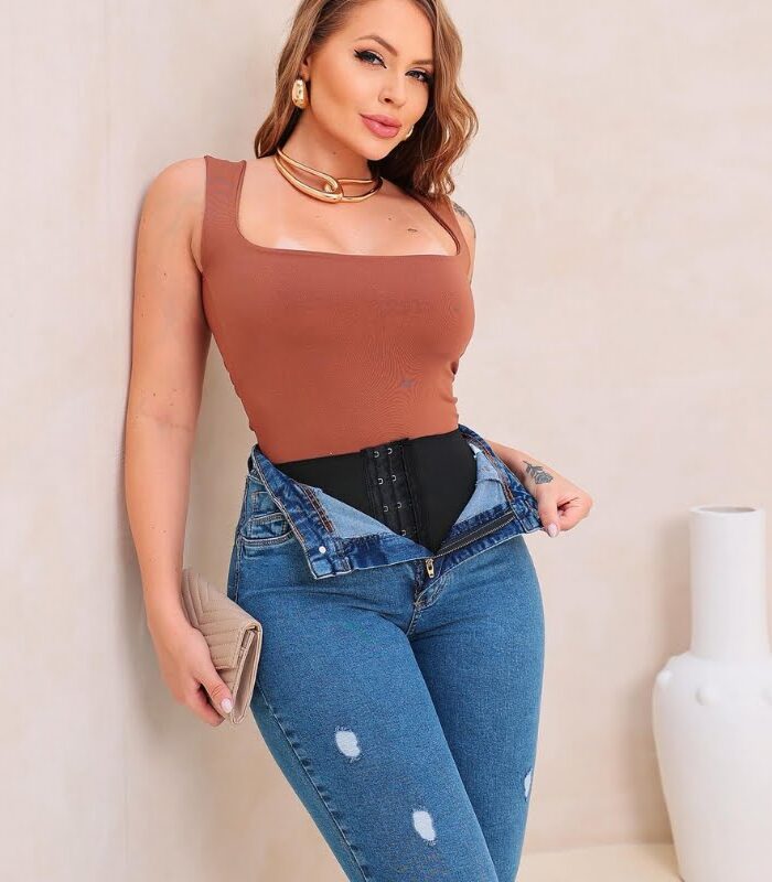 Pantalon jeans super lipo con Faja detalles rasgados efecto levanta glúteos