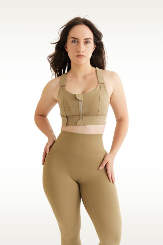 Conjunto deportivo top alto impacto + calza modeladora sport
