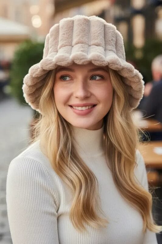 Gorro bucket de invierno tipo peluche